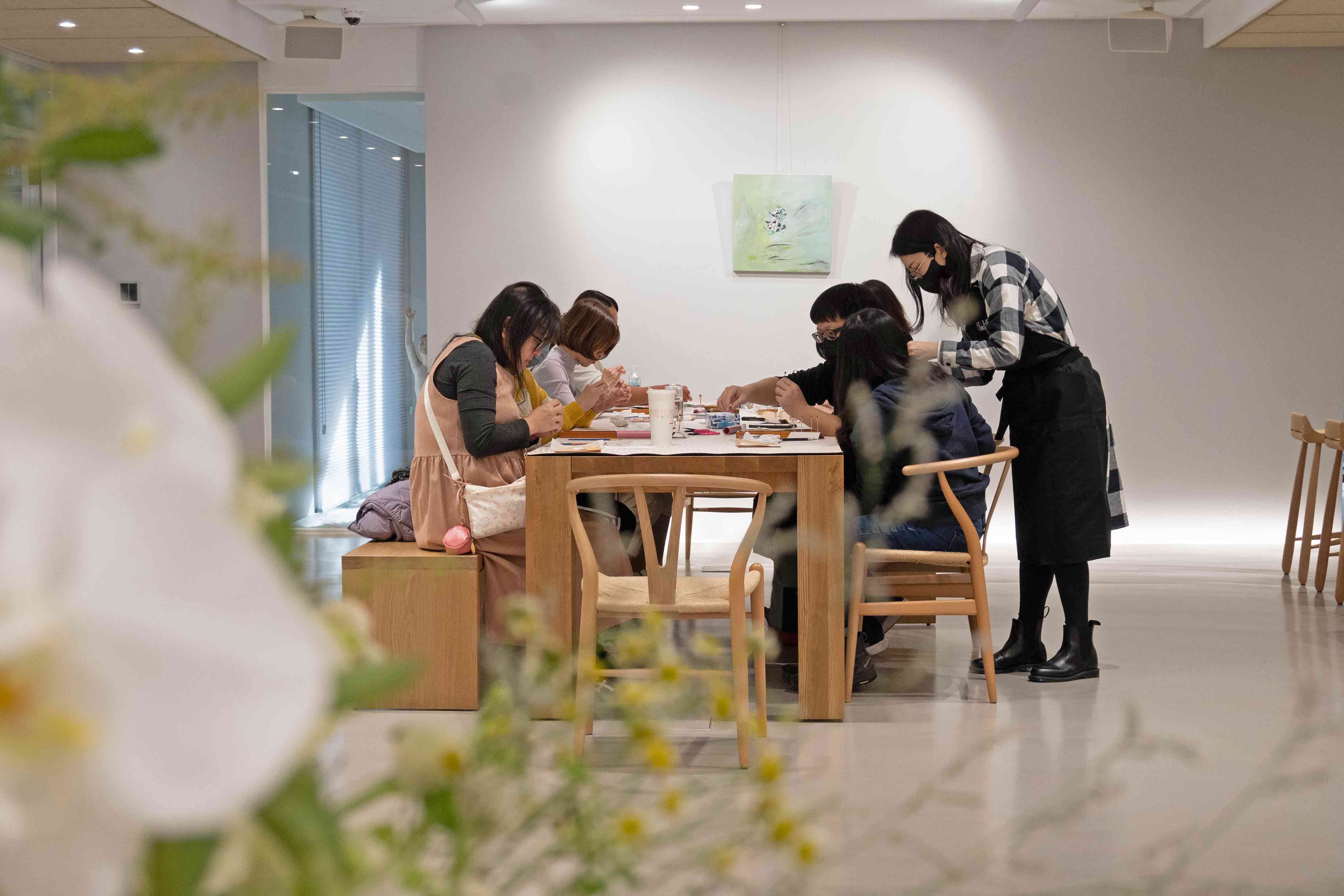 NinenineClass 1130 Lily Silver Necklace 13